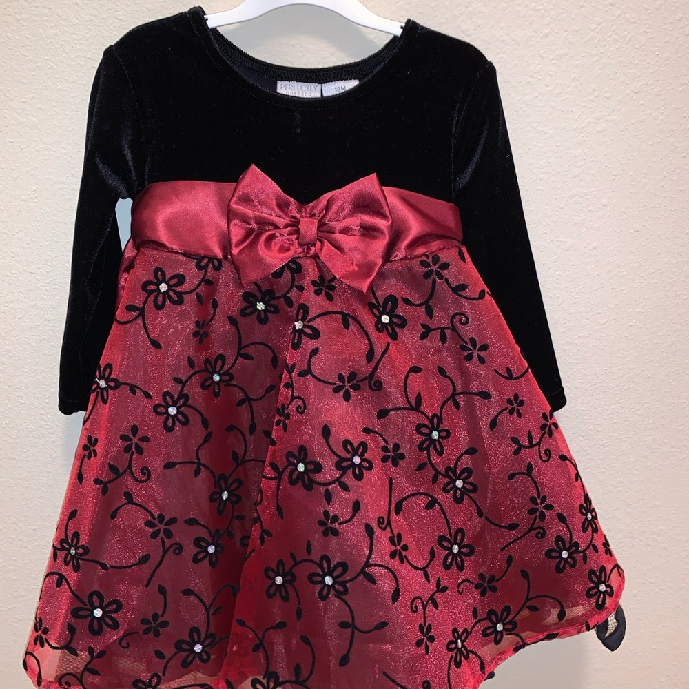 Perfectly Dressed Long Sleeve Dress!